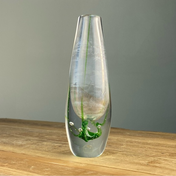 Vicke Lindestrand Seaweed Vase Produced By Kosta Sweden Art Glass Vase - Picture 1 of 11
